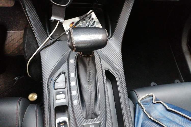 Used GAC Trumpchi GS4 2020 270T Automatic Elite Tech Edition Gear Lever