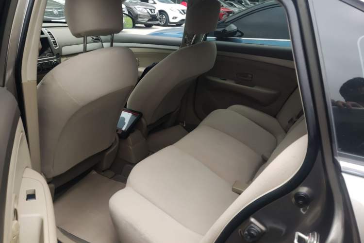 Used Nissan Sylphy 2019 Classic 1.6XE+ CVT SmartConnect Leading Edition Left Rear Seat