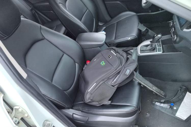 Used Hyundai ix25 2015 1.6L Automatic Two-Wheel Drive Smart GLS Trim
