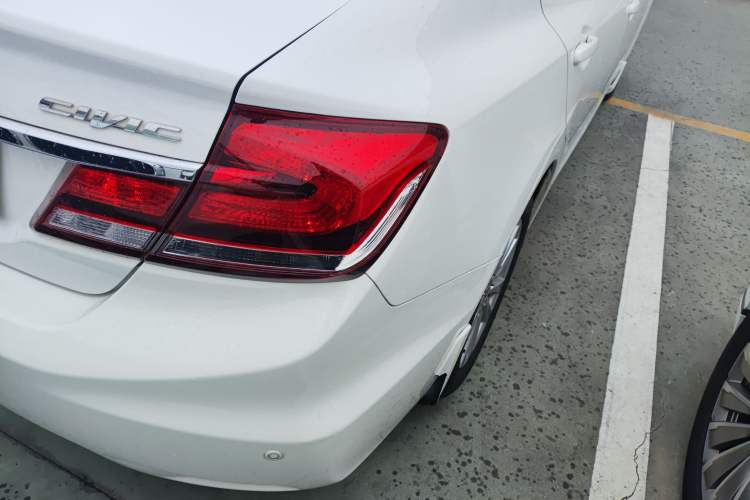 Used Honda Civic 2014 1.8L Automatic Classic Edition
