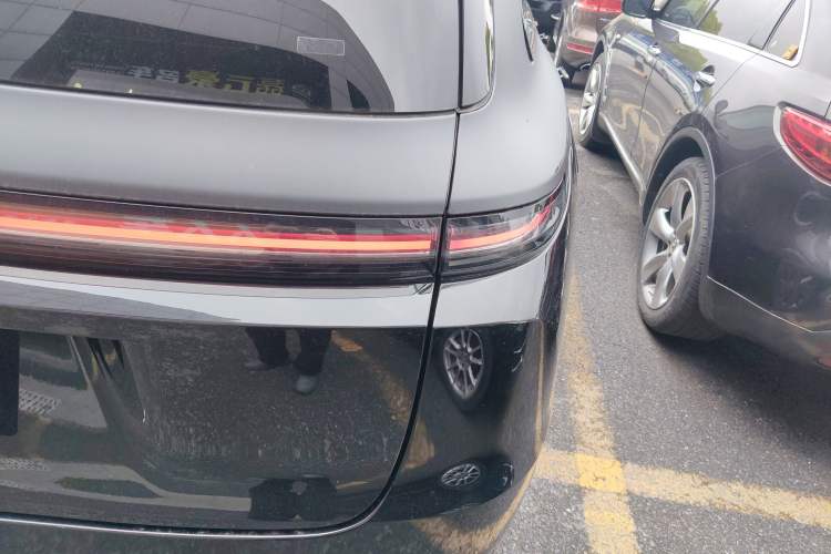 Used Li Auto L9 2022 Max model Right Rear Taillight