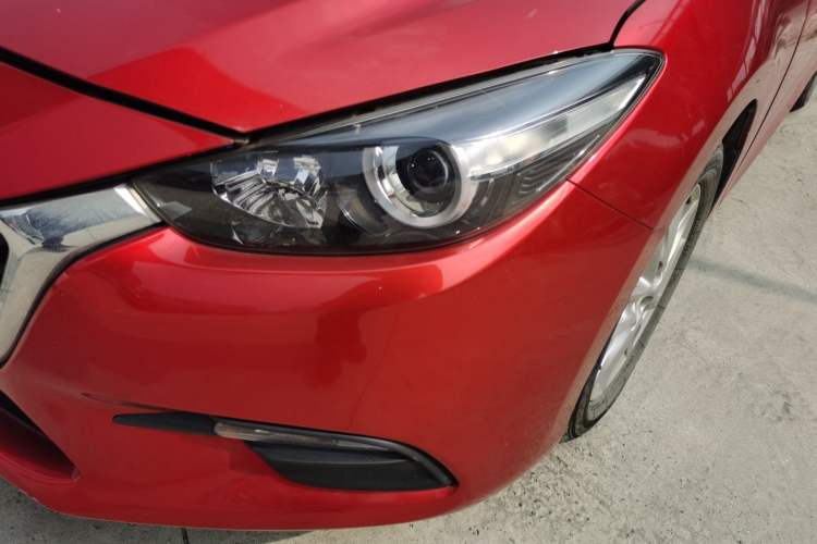 Used Mazda 3 Axela 2017 Sedan 1.5L Automatic Comfort Model Emission Standard China V