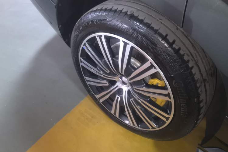 Used Denza N9 2025 Flagship Model