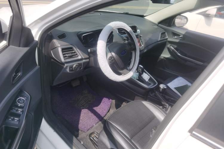 Used Ford Escort 2017 Happiness Edition 1.5L Automatic Fashion Version