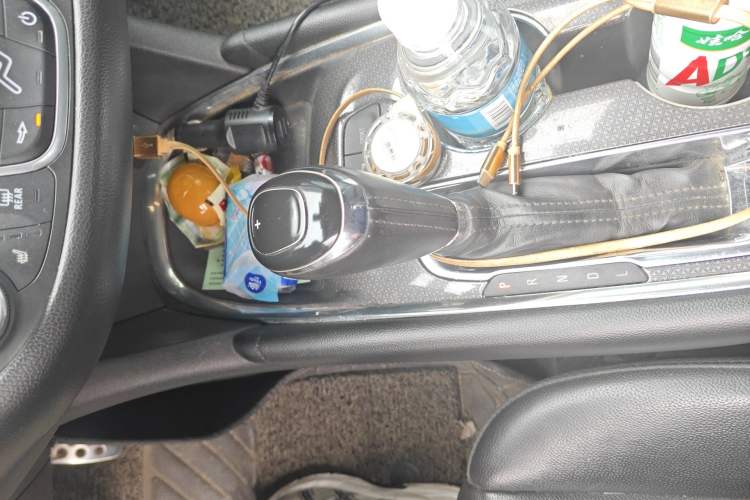 Used Chevrolet Malibu XL 2017 1.5T Automatic Ruichi Edition Gear Lever