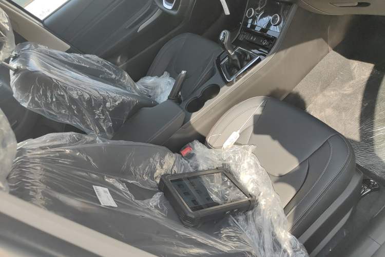 Used Chery Arrizo 5 2025 Excellence Version 1.5L Manual Fashion Edition
