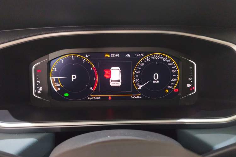 Used Volkswagen Tharu 2024 300TSI Two-Wheel-Drive Moon Luxury Edition