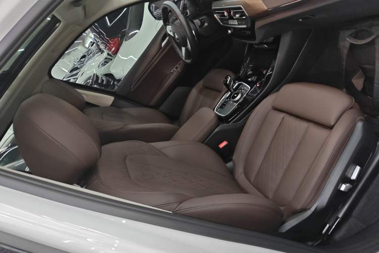 Used BMW X3 2023 xDrive30i Leading Model M Night Edition Package Right Front Seat