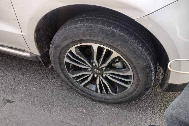 Used Geely Auto Vision X6 2016 1.3T CVT Flagship Model