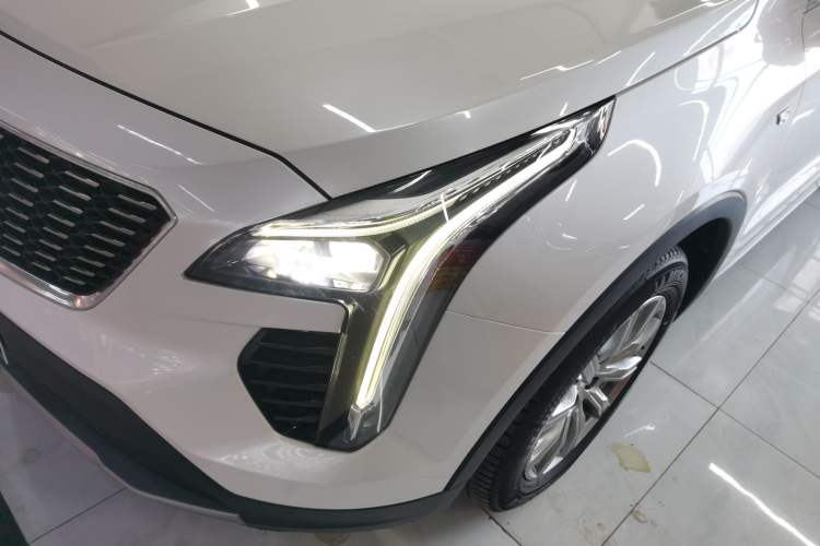 Used Cadillac XT4 2021 28T Two-Wheel Drive Luxury Version
