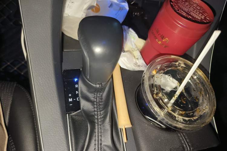 Used Toyota Avalon 2022 2.0L Luxury Edition Gear Lever