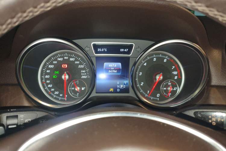 Used Mercedes-Benz GLE 2017 GLE 320 4MATIC Luxury Model