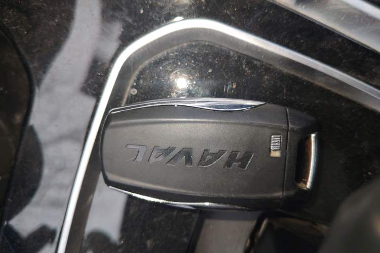 Used Haval H6 2017 Red Label 2.0T Automatic Two-Wheel Drive ZhiShang Model