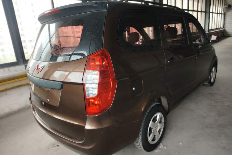 Used Wuling Hongguang 2015 1.5L S Base Model China IV
