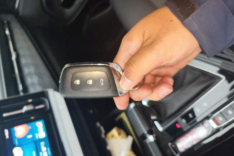 Used Baojun RM-5 2019 1.5T CVT Elite Version with 24-Hour Online Service 6 Seats