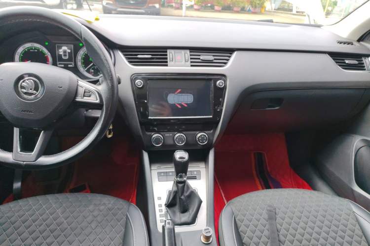 Used Skoda Octavia 2018 TSI230 DSG Luxury Edition