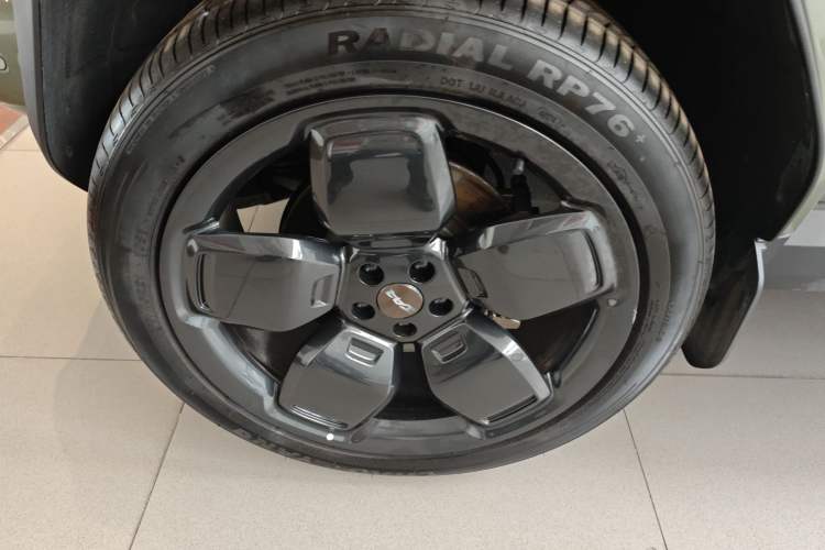 Used iCAR V23 2025 501 Four-Wheel Drive Intelligent Driving Version