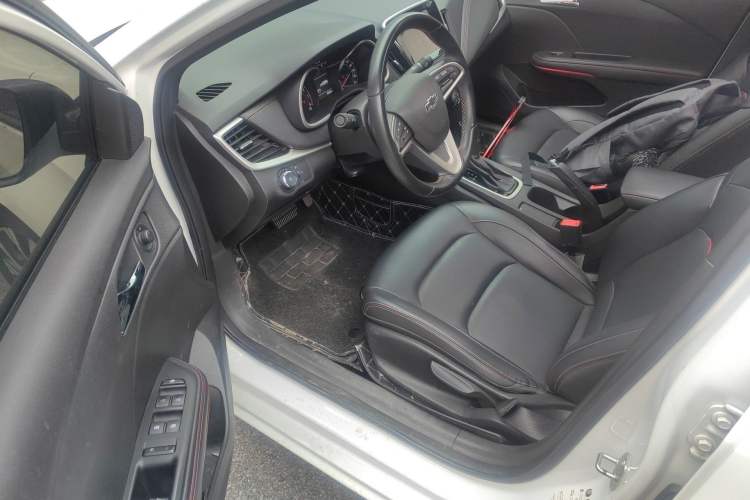 Used Chevrolet Monza 2019 RS 330T Automatic Comfort Edition China VI Standard Driver Seat