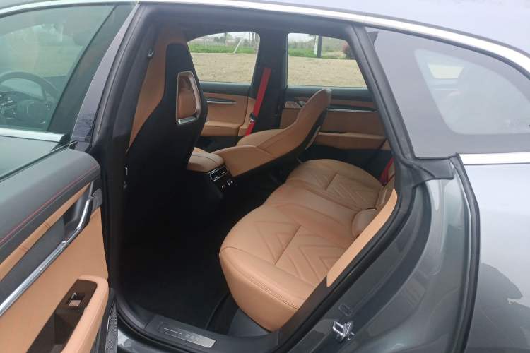 Used Zeekr 001 2023 WE Edition 100 kWh