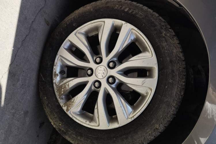 Used Buick GT 2018 15T Dual-Clutch Elite Model China V Standard
