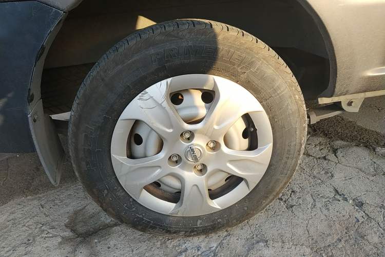 Used Jinbei Hiace X30 2020 1.5L Super-Comfortable Version China VI Standard SWC15M
