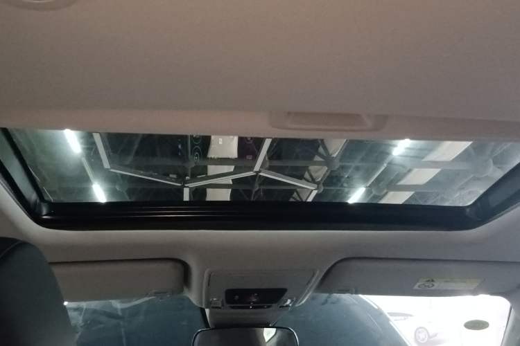 Used Honda Accord 2025 260TURBO Luxury Edition Headliner