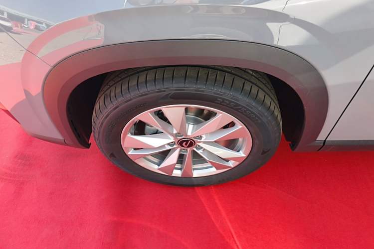 Used Jetta VS8 2026 Model 280TSI Automatic All-Round Edition Left Front Wheel Hub