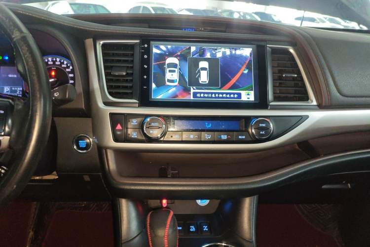 Used Toyota Highlander 2017 2.0T Four-Wheel Drive Luxury Edition 7 Seats