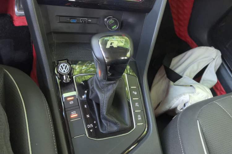 Used Volkswagen Tiguan L 2023 Restyled 330TSI Automatic Two-Wheel Drive R-Line Enhanced Comfort Version