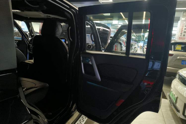 Used BAIC Off-Road BJ40 2024 2.0T Urban Hunter Honor Edition