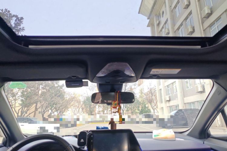 Used Toyota IZOA 2018 2.0L Yichi Version China VI Standard Headliner