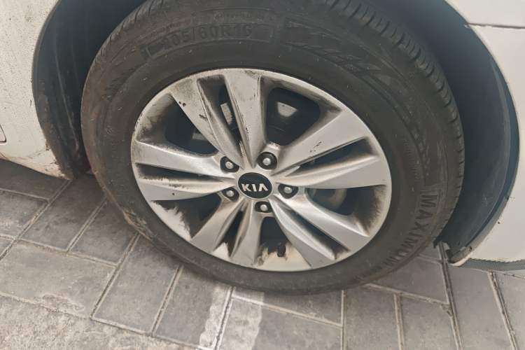 Used Kia K4 2014 1.8L Manual GL