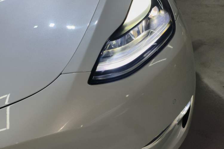 Used Tesla Model Y 2023 Long-Range All-Wheel-Drive Version
