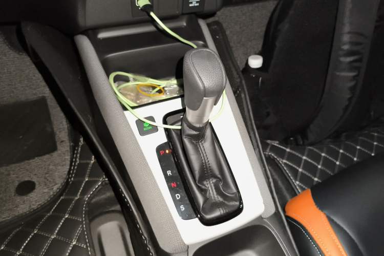 Used Honda LIFE 2021 1.5L CVT SPORT Heartbeat Edition Gear Lever