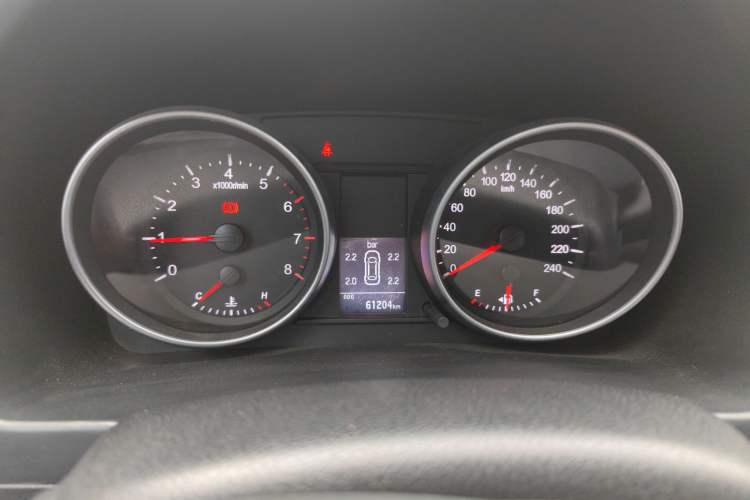 Used Haval H6 2015 Upgraded Model 1.5T Manual Two-Wheel Drive Elite Version