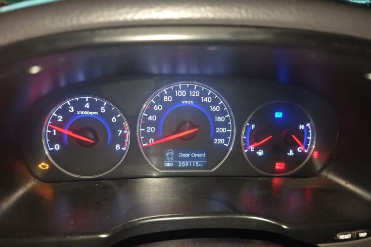 Used Hyundai Santa Fe Classic 2012 2.4 Comfort Edition 7-Seater Four-Wheel Drive Instrument Cluster