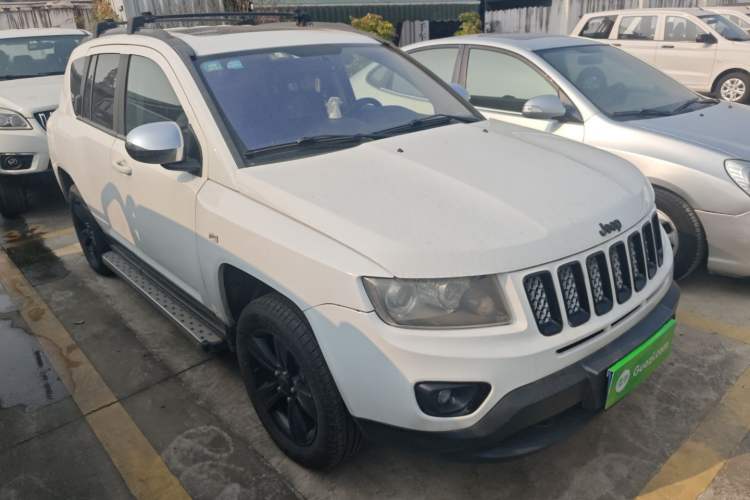Used Jeep Compass (Import) 2014 2.4L Four-Wheel Drive Serpentine Collection Edition