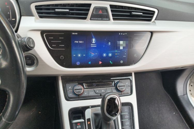 Used Geely Auto Emgrand X7 Sport 2018 1.8TD Automatic Two-Wheel Drive ZhiZun Model with 4G Connectivity