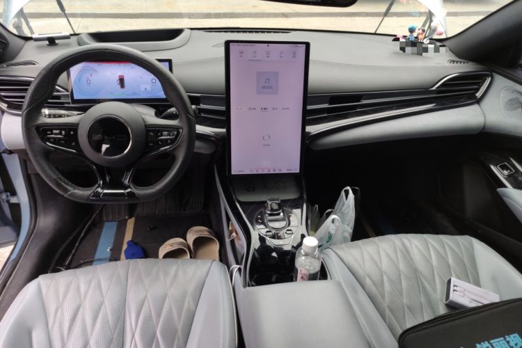 Used BYD Seal 2022 700 km Long-Range Rear-Wheel-Drive Version Center Console