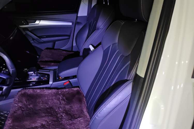 Used Audi Q5L 2021 40 TFSI Fashion Dynamic Model
