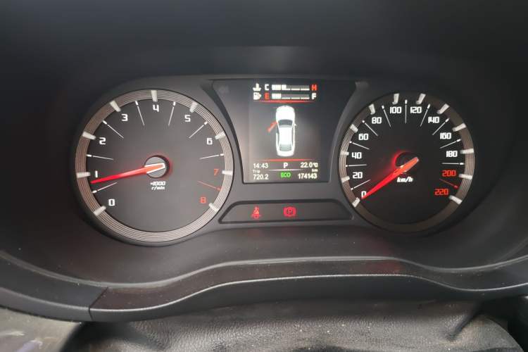 Used GAC Trumpchi GA6 2015 1.8T DCT Luxury Navigation Model Instrument Cluster