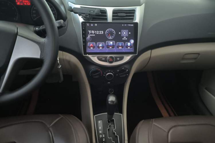 Used Hyundai Verna (older generation) 2016 1.4L Automatic Smart GLS
