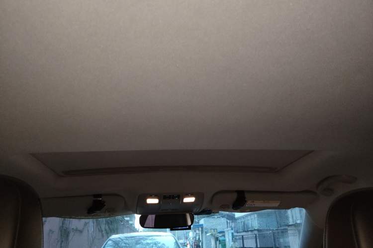 Used Chevrolet Malibu 2013 1.6T Automatic Comfort Edition Headliner