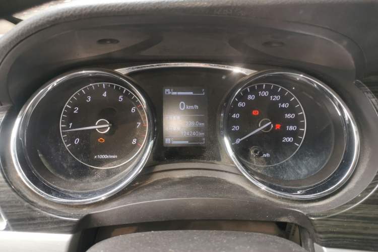 Used Baojun 730 2016 1.5L Manual Comfort Version 7 Seats China V Emission Standard