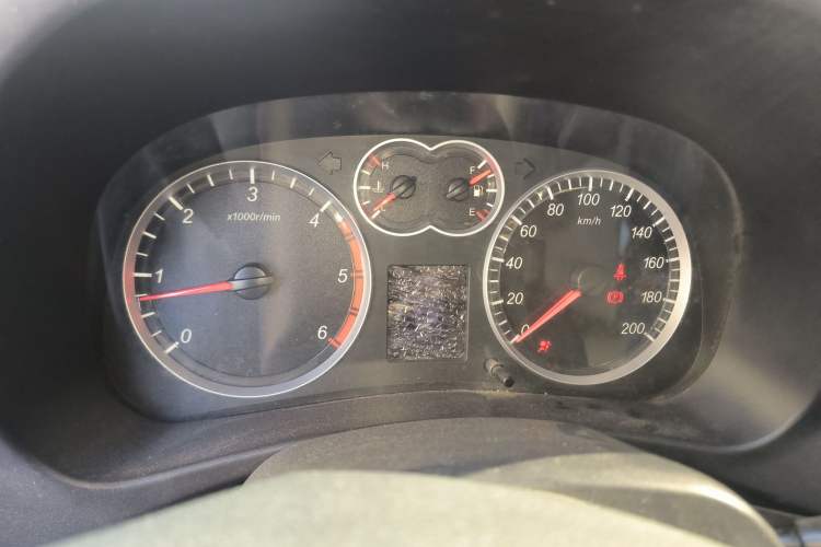 Used Haval H5 Classic 2010 European-style Version Green & Quiet 2.0T Manual Two-Wheel Drive Comfort Edition