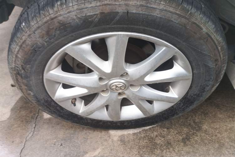 Used Venucia T70 2020 2.0L CVT Luxury Edition China VI Standard Exterior 2