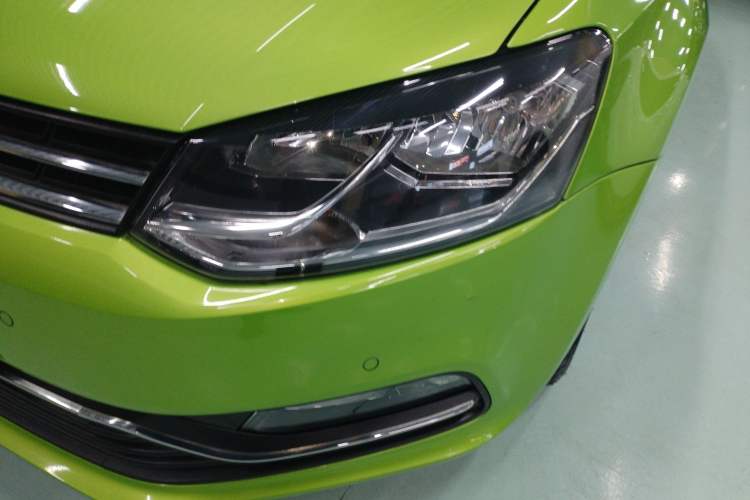 Used Volkswagen Polo 2014 1.6L Automatic Luxury Edition
