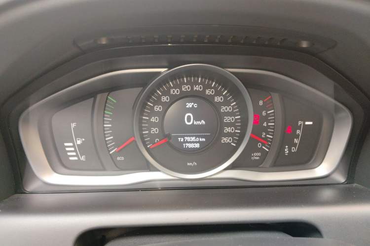 Used Volvo XC60 2015 T5 Zhiyi Edition