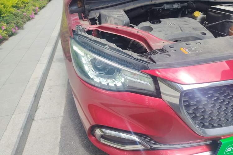 Used MG HS 2018 20T Automatic Two-Wheel Drive Hormone Dynamic Edition China V Standard