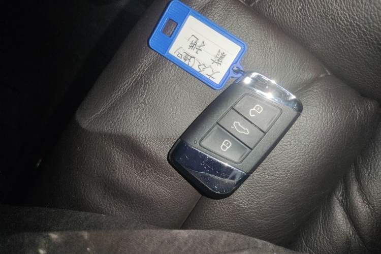 Used Volkswagen Variant 2016 280TSI Two-Wheel-Drive Comfort Edition Interior 1